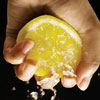 Кислый лекарь: используем масло лимона для укрепления ногтей