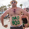 Кто такой дэдбод (dad bod)? О новых стандартах мужского тела