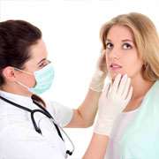 Разговор с дерматологом начистоту: Как врачи лечат проблемы с кожей?